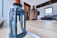 Apartment in Essen - Alpha Apartments: Dachstudio - Stil & Eleganz, 2BR 