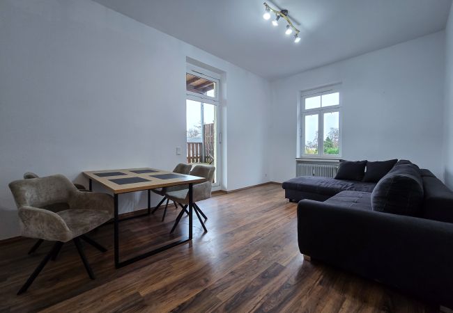 Ferienwohnung in Krefeld - Alpha Apartments: Urban & Spacious: 2br, 4 Beds